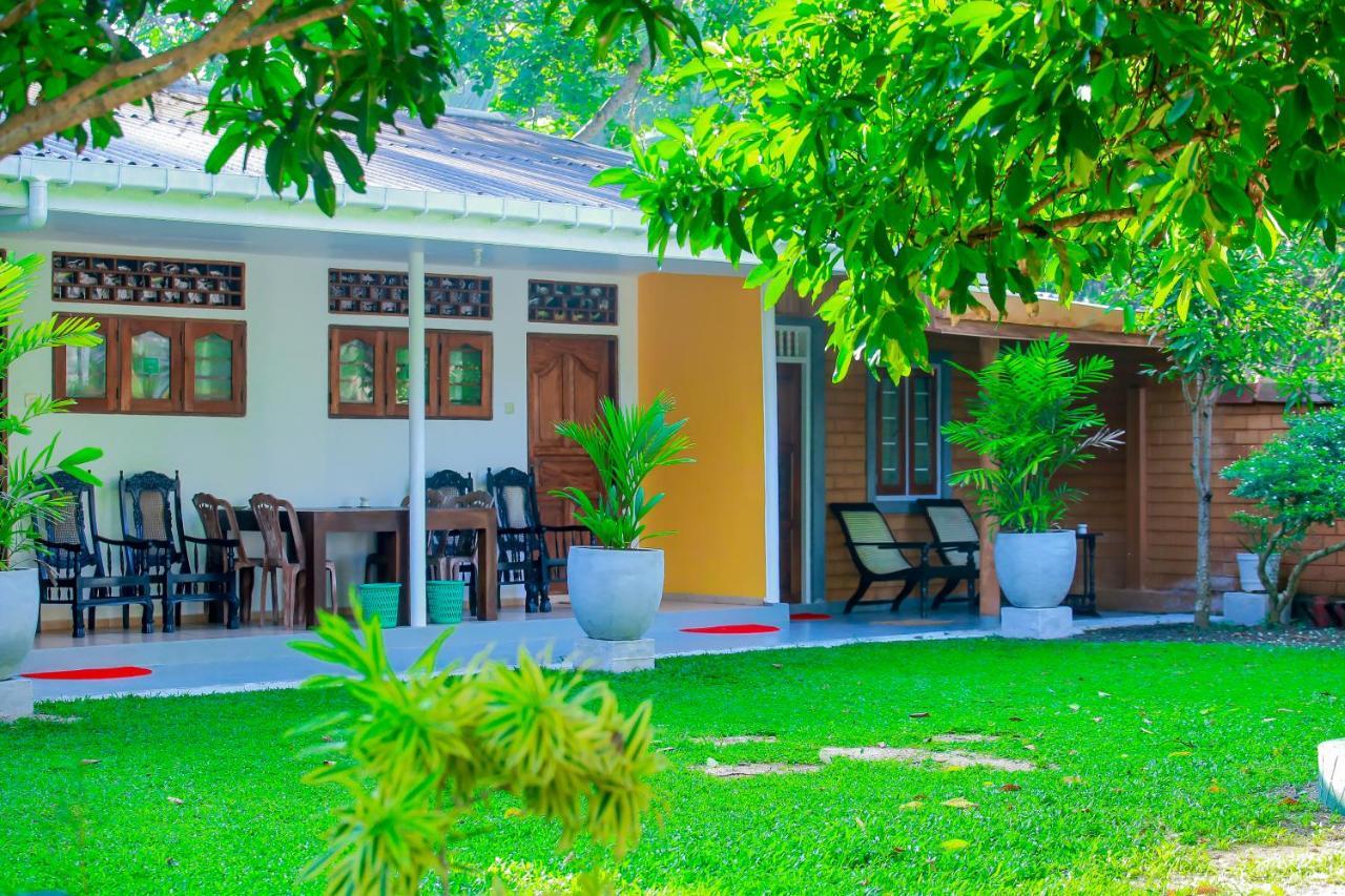 Greenery Lanka Villa Unawatuna Exterior photo